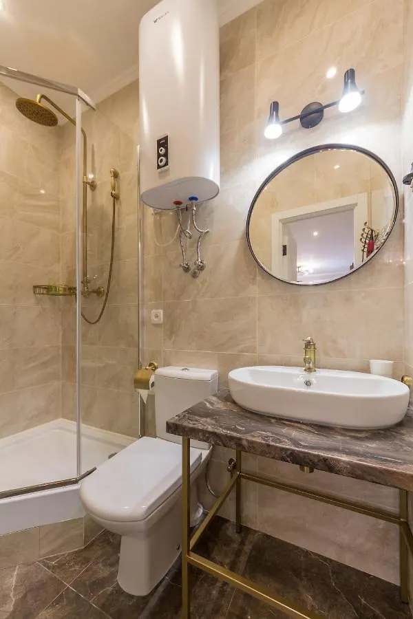 Idea Design Apart-Hotel Maidan Kyiv 0*,